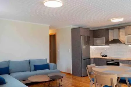 Katerina نِكيانا